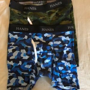 Youth Camo Hanes Underwear. UNUSED (L)